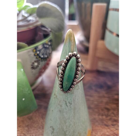 Sterling Silver Southwestern Style Green Turquoise Beaded Ring – Size 7.5 - Picture 1 of 7